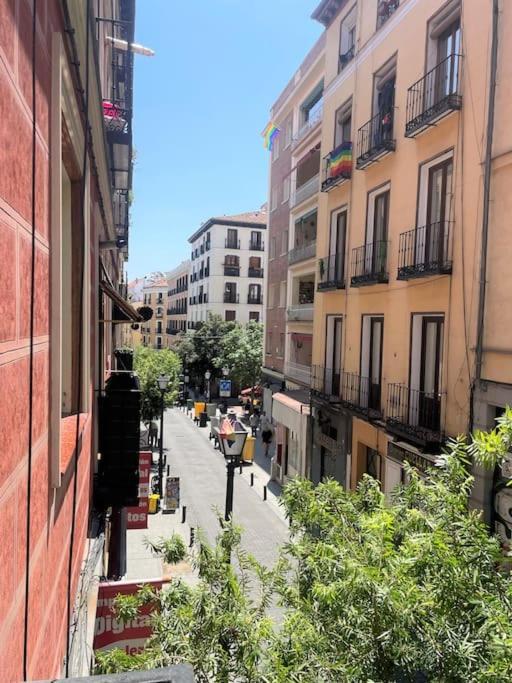 Exclusivo Y Acogedor Apartamento Con Balcon En Chueca, Con Aire Acondicionado Y Calefaccion Madrid Exterior photo