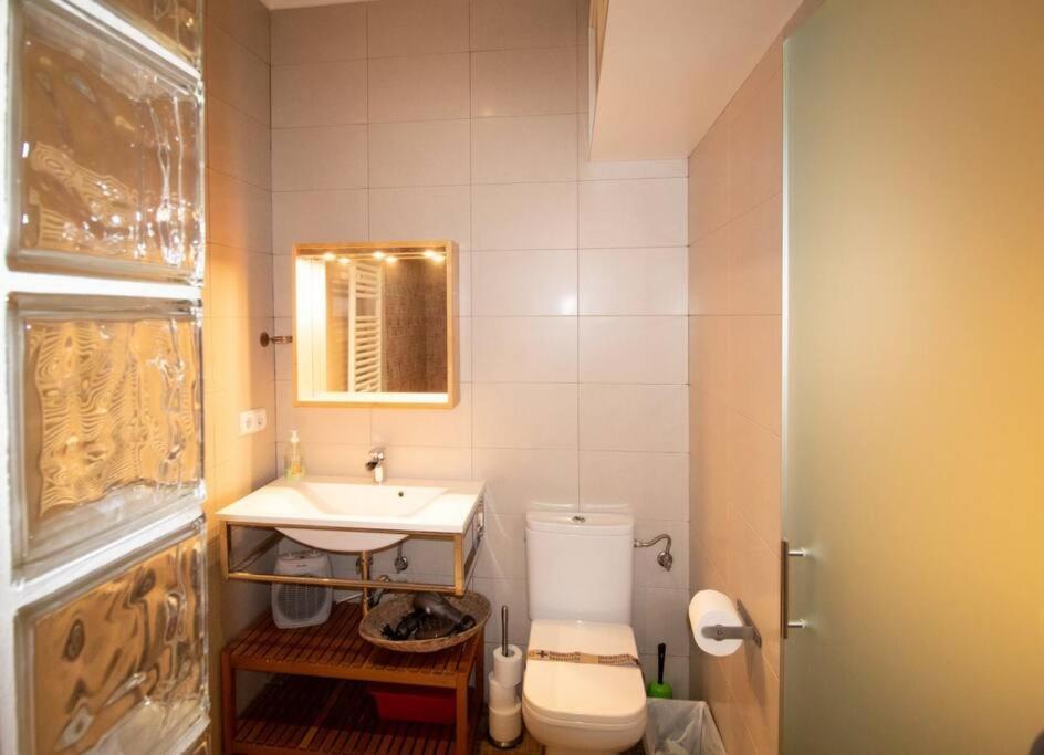 Exclusivo Y Acogedor Apartamento Con Balcon En Chueca, Con Aire Acondicionado Y Calefaccion Madrid Exterior photo